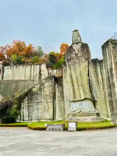 大谷寺の{uncategorized: "未分類", other: "その他", undefined: "問題あり", building: "その他建物", grave: "お墓", sacred_gate: "鳥居", guardian: "狛犬", statue: "像", buddha: "仏像", history: "歴史", nature: "自然", garden: "庭園", animal: "動物", pagoda: "塔", temizu: "手水舎", mountain_gate: "山門・神門", sanctuary: "本殿・本堂", subordinate: "末社・摂社", art: "芸術", scenery: "景色", jizo: "地蔵", ema: "絵馬", goshuin: "御朱印", omikuji: "おみくじ", items: "授与品その他", amulet: "お守り", goshuincho: "御朱印帳", eats: "食事", festival: "お祭り", votive_dance: "神楽", shichigosan: "七五三参", wedding: "結婚式", experience: "体験その他", initially: "初詣", around: "周辺", anti_infection: "感染症対策"}