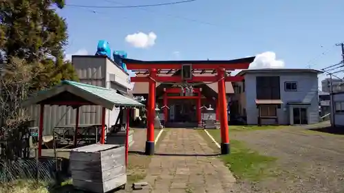 輪西稲荷神社の鳥居