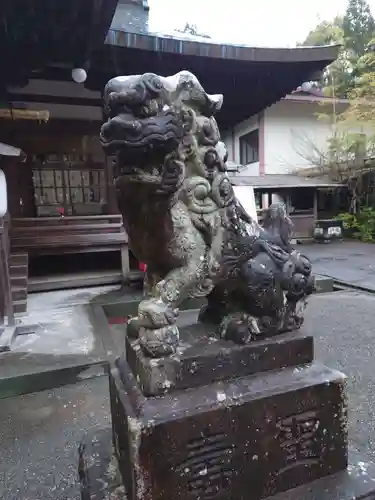 龍尾神社の狛犬