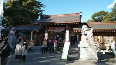 亀ケ池八幡宮の山門・神門