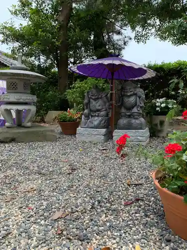 彌都加伎神社の像