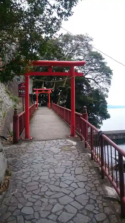 竹生島神社(都久夫須麻神社)の鳥居