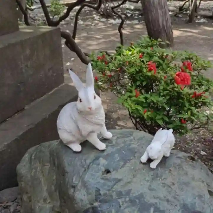 彌彦神社 (伊夜日子神社)の像