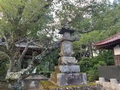 幸田寺の塔
