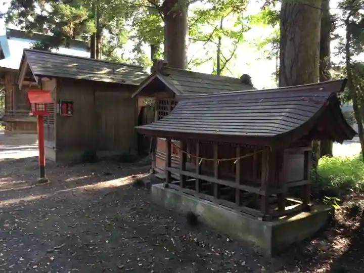 高椅神社の末社・摂社