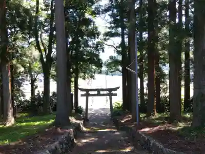 少名彦神社の{uncategorized: "未分類", other: "その他", undefined: "問題あり", building: "その他建物", grave: "お墓", sacred_gate: "鳥居", guardian: "狛犬", statue: "像", buddha: "仏像", history: "歴史", nature: "自然", garden: "庭園", animal: "動物", pagoda: "塔", temizu: "手水舎", mountain_gate: "山門・神門", sanctuary: "本殿・本堂", subordinate: "末社・摂社", art: "芸術", scenery: "景色", jizo: "地蔵", ema: "絵馬", goshuin: "御朱印", omikuji: "おみくじ", items: "授与品その他", amulet: "お守り", goshuincho: "御朱印帳", eats: "食事", festival: "お祭り", votive_dance: "神楽", shichigosan: "七五三参", wedding: "結婚式", experience: "体験その他", initially: "初詣", around: "周辺", anti_infection: "感染症対策"}