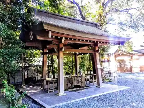 氷上姉子神社（熱田神宮摂社）の手水舎