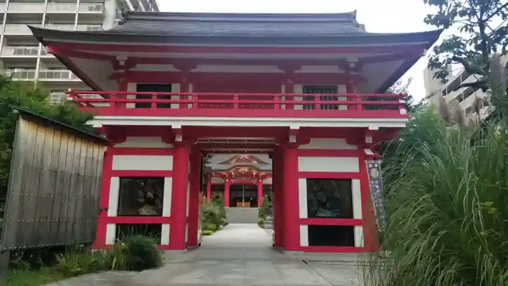成子天神社の山門・神門