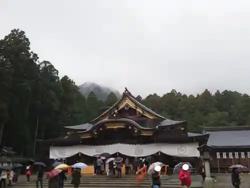 彌彦神社の本殿・本堂