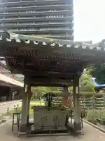 豊川稲荷東京別院の{uncategorized: "未分類", other: "その他", undefined: "問題あり", building: "その他建物", grave: "お墓", sacred_gate: "鳥居", guardian: "狛犬", statue: "像", buddha: "仏像", history: "歴史", nature: "自然", garden: "庭園", animal: "動物", pagoda: "塔", temizu: "手水舎", mountain_gate: "山門・神門", sanctuary: "本殿・本堂", subordinate: "末社・摂社", art: "芸術", scenery: "景色", jizo: "地蔵", ema: "絵馬", goshuin: "御朱印", omikuji: "おみくじ", items: "授与品その他", amulet: "お守り", goshuincho: "御朱印帳", eats: "食事", festival: "お祭り", votive_dance: "神楽", shichigosan: "七五三参", wedding: "結婚式", experience: "体験その他", initially: "初詣", around: "周辺", anti_infection: "感染症対策"}