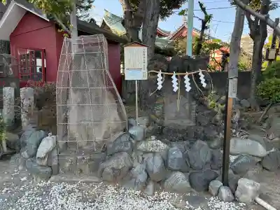 羽田神社の{uncategorized: "未分類", other: "その他", undefined: "問題あり", building: "その他建物", grave: "お墓", sacred_gate: "鳥居", guardian: "狛犬", statue: "像", buddha: "仏像", history: "歴史", nature: "自然", garden: "庭園", animal: "動物", pagoda: "塔", temizu: "手水舎", mountain_gate: "山門・神門", sanctuary: "本殿・本堂", subordinate: "末社・摂社", art: "芸術", scenery: "景色", jizo: "地蔵", ema: "絵馬", goshuin: "御朱印", omikuji: "おみくじ", items: "授与品その他", amulet: "お守り", goshuincho: "御朱印帳", eats: "食事", festival: "お祭り", votive_dance: "神楽", shichigosan: "七五三参", wedding: "結婚式", experience: "体験その他", initially: "初詣", around: "周辺", anti_infection: "感染症対策"}