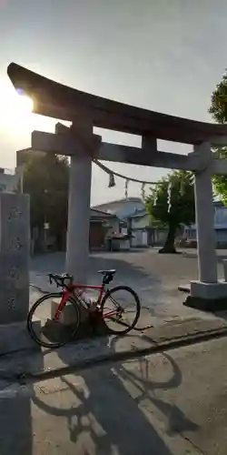 出来野厳島神社の鳥居