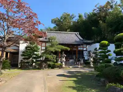 瀧泉寺の本殿・本堂