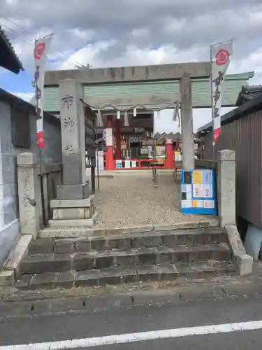 市神社の鳥居