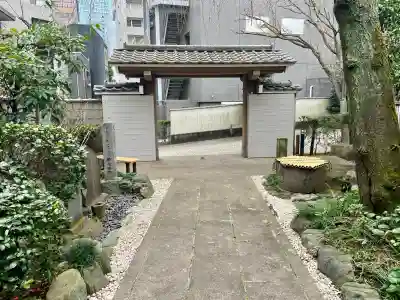 常照院の{uncategorized: "未分類", other: "その他", undefined: "問題あり", building: "その他建物", grave: "お墓", sacred_gate: "鳥居", guardian: "狛犬", statue: "像", buddha: "仏像", history: "歴史", nature: "自然", garden: "庭園", animal: "動物", pagoda: "塔", temizu: "手水舎", mountain_gate: "山門・神門", sanctuary: "本殿・本堂", subordinate: "末社・摂社", art: "芸術", scenery: "景色", jizo: "地蔵", ema: "絵馬", goshuin: "御朱印", omikuji: "おみくじ", items: "授与品その他", amulet: "お守り", goshuincho: "御朱印帳", eats: "食事", festival: "お祭り", votive_dance: "神楽", shichigosan: "七五三参", wedding: "結婚式", experience: "体験その他", initially: "初詣", around: "周辺", anti_infection: "感染症対策"}