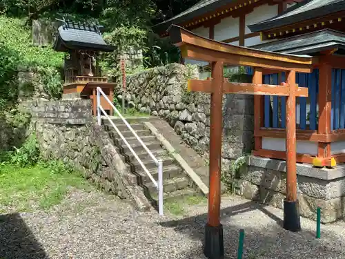 飛鳥神社の末社