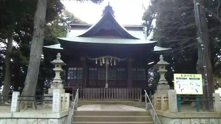 八幡神社の本殿・本堂
