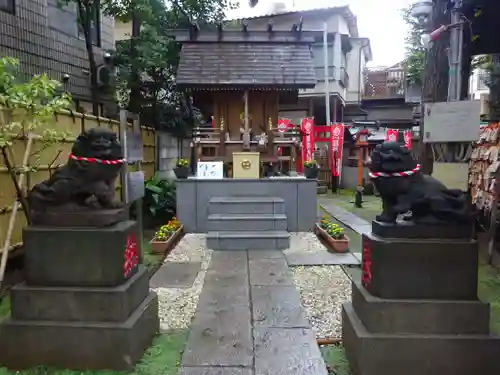 高円寺氷川神社の末社