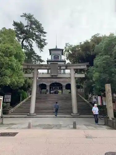 尾山神社の鳥居