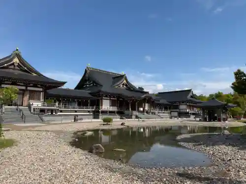 倶利迦羅不動寺鳳凰殿(石川県)