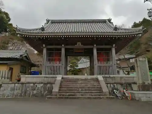 新大佛寺の山門