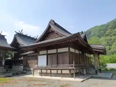白人神社の本殿・本堂