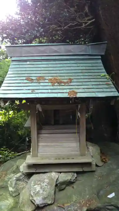 神社(名称不明)の末社・摂社