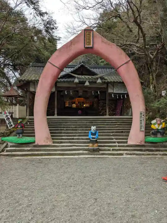 桃太郎神社(栗栖)の鳥居