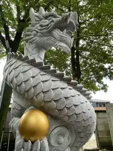 白金龍王社の{uncategorized: "未分類", other: "その他", undefined: "問題あり", building: "その他建物", grave: "お墓", sacred_gate: "鳥居", guardian: "狛犬", statue: "像", buddha: "仏像", history: "歴史", nature: "自然", garden: "庭園", animal: "動物", pagoda: "塔", temizu: "手水舎", mountain_gate: "山門・神門", sanctuary: "本殿・本堂", subordinate: "末社・摂社", art: "芸術", scenery: "景色", jizo: "地蔵", ema: "絵馬", goshuin: "御朱印", omikuji: "おみくじ", items: "授与品その他", amulet: "お守り", goshuincho: "御朱印帳", eats: "食事", festival: "お祭り", votive_dance: "神楽", shichigosan: "七五三参", wedding: "結婚式", experience: "体験その他", initially: "初詣", around: "周辺", anti_infection: "感染症対策"}