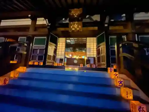 笠原寺の本殿・本堂