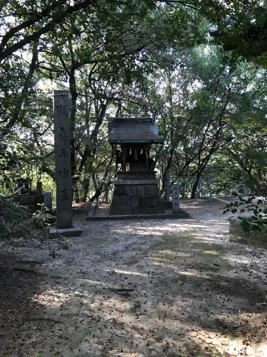 宇夫階神社の末社・摂社