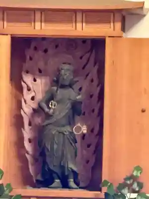 大野神社の{uncategorized: "未分類", other: "その他", undefined: "問題あり", building: "その他建物", grave: "お墓", sacred_gate: "鳥居", guardian: "狛犬", statue: "像", buddha: "仏像", history: "歴史", nature: "自然", garden: "庭園", animal: "動物", pagoda: "塔", temizu: "手水舎", mountain_gate: "山門・神門", sanctuary: "本殿・本堂", subordinate: "末社・摂社", art: "芸術", scenery: "景色", jizo: "地蔵", ema: "絵馬", goshuin: "御朱印", omikuji: "おみくじ", items: "授与品その他", amulet: "お守り", goshuincho: "御朱印帳", eats: "食事", festival: "お祭り", votive_dance: "神楽", shichigosan: "七五三参", wedding: "結婚式", experience: "体験その他", initially: "初詣", around: "周辺", anti_infection: "感染症対策"}