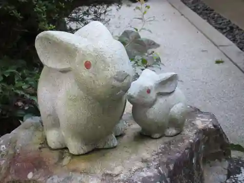 岡崎神社の狛犬