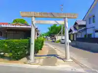 神明社(甲新田須賀北)の鳥居