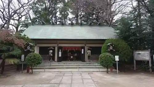 本太氷川神社の本殿