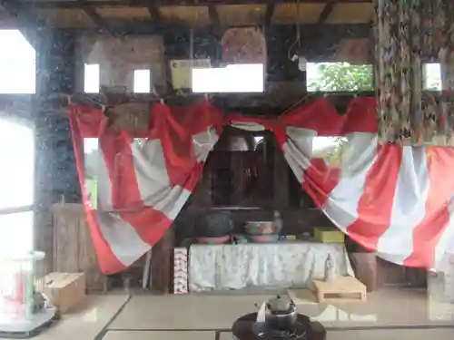 山村のかねふり地蔵尊の地蔵