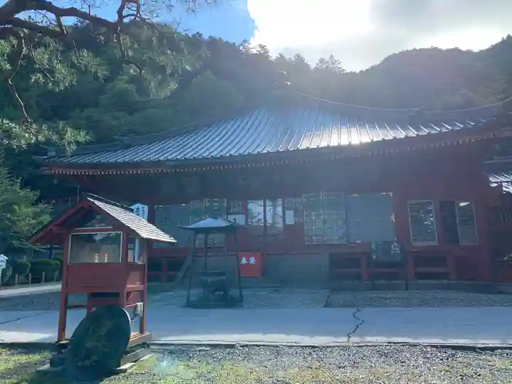中禅寺の本殿・本堂