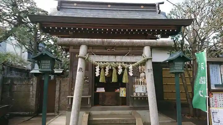 太子堂八幡神社の末社・摂社