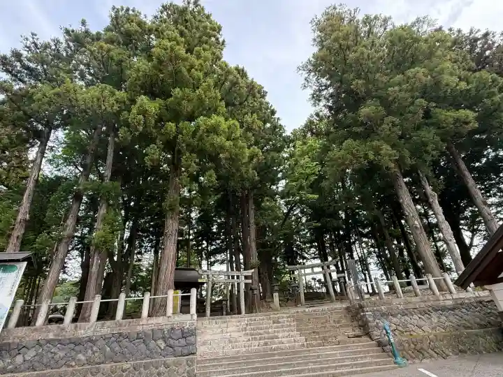 諏訪大社下社秋宮(長野県)