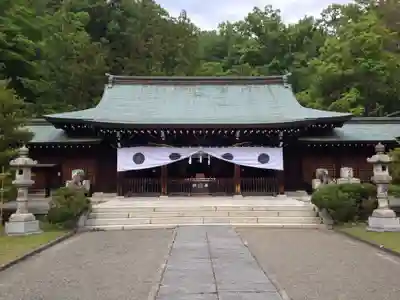山梨縣護國神社の本殿・本堂