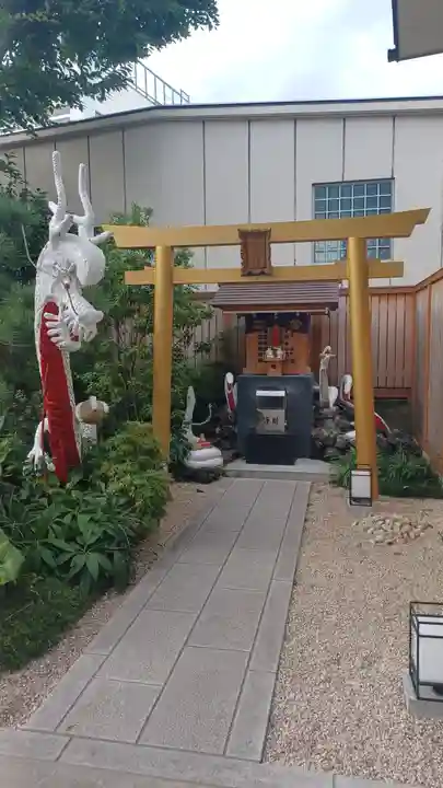 蛇窪神社の末社・摂社