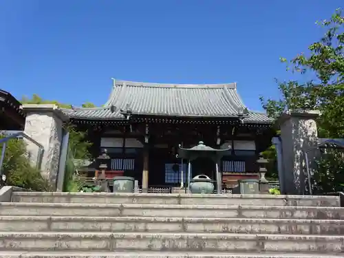 妙蓮寺の本殿・本堂