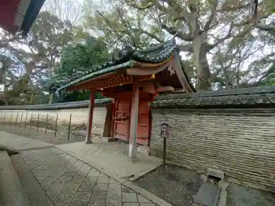 石清水八幡宮の{uncategorized: "未分類", other: "その他", undefined: "問題あり", building: "その他建物", grave: "お墓", sacred_gate: "鳥居", guardian: "狛犬", statue: "像", buddha: "仏像", history: "歴史", nature: "自然", garden: "庭園", animal: "動物", pagoda: "塔", temizu: "手水舎", mountain_gate: "山門・神門", sanctuary: "本殿・本堂", subordinate: "末社・摂社", art: "芸術", scenery: "景色", jizo: "地蔵", ema: "絵馬", goshuin: "御朱印", omikuji: "おみくじ", items: "授与品その他", amulet: "お守り", goshuincho: "御朱印帳", eats: "食事", festival: "お祭り", votive_dance: "神楽", shichigosan: "七五三参", wedding: "結婚式", experience: "体験その他", initially: "初詣", around: "周辺", anti_infection: "感染症対策"}