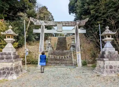 八柱神社 (東細谷町宮下)の鳥居