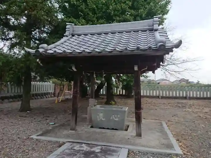 八幡神社の手水舎