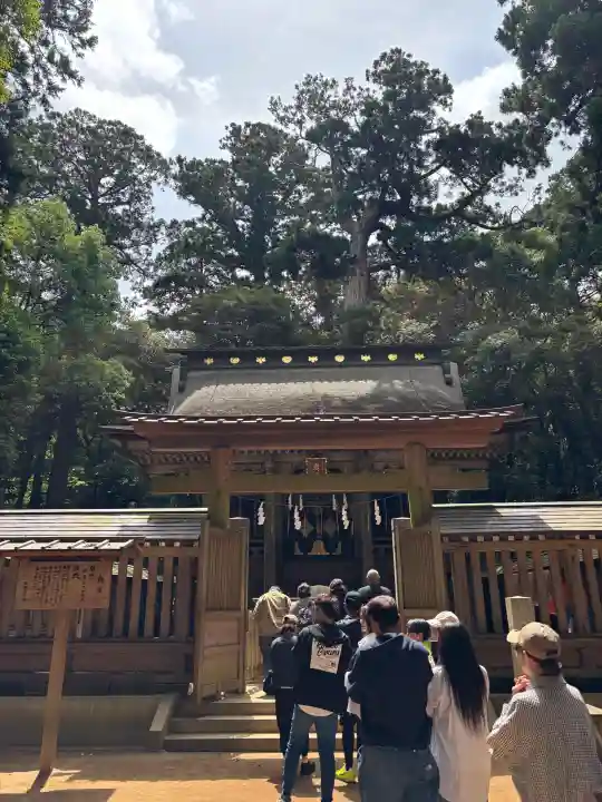 奥宮(鹿島神宮摂社)の{uncategorized: "未分類", other: "その他", undefined: "問題あり", building: "その他建物", grave: "お墓", sacred_gate: "鳥居", guardian: "狛犬", statue: "像", buddha: "仏像", history: "歴史", nature: "自然", garden: "庭園", animal: "動物", pagoda: "塔", temizu: "手水舎", mountain_gate: "山門・神門", sanctuary: "本殿・本堂", subordinate: "末社・摂社", art: "芸術", scenery: "景色", jizo: "地蔵", ema: "絵馬", goshuin: "御朱印", omikuji: "おみくじ", items: "授与品その他", amulet: "お守り", goshuincho: "御朱印帳", eats: "食事", festival: "お祭り", votive_dance: "神楽", shichigosan: "七五三参", wedding: "結婚式", experience: "体験その他", initially: "初詣", around: "周辺", anti_infection: "感染症対策"}