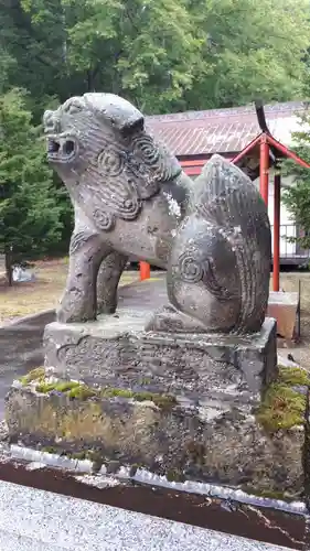 下宇莫別神社の狛犬