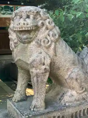 熊野神社の狛犬