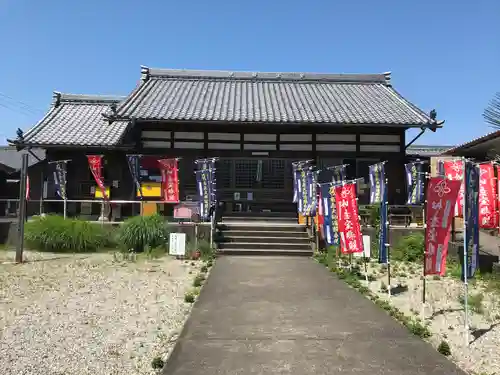 井際山 如意輪寺の本殿