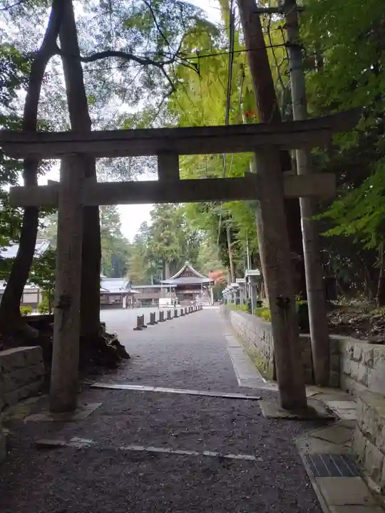 田村神社の鳥居
